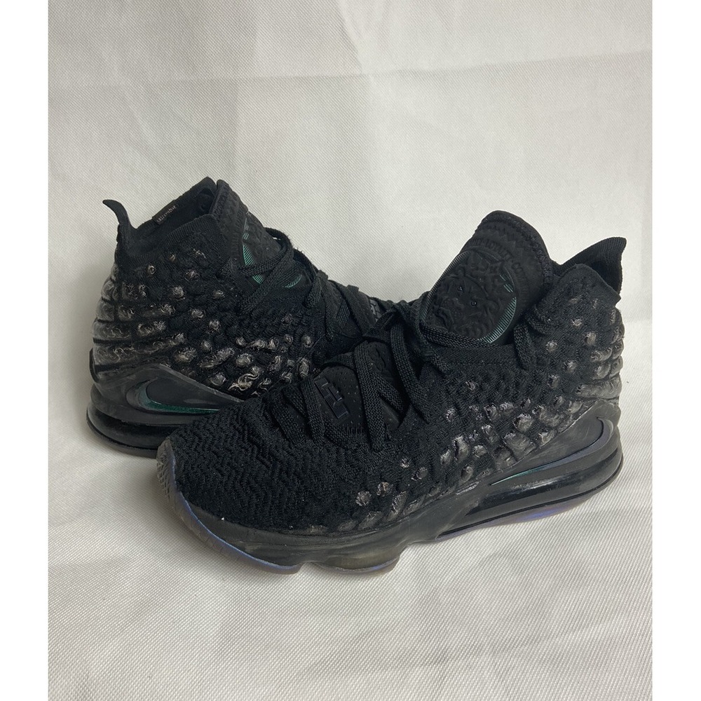 Nike LeBron 17 XVII Global Currency Men's Size 8 Basketball‎ Shoes BQ3177-001